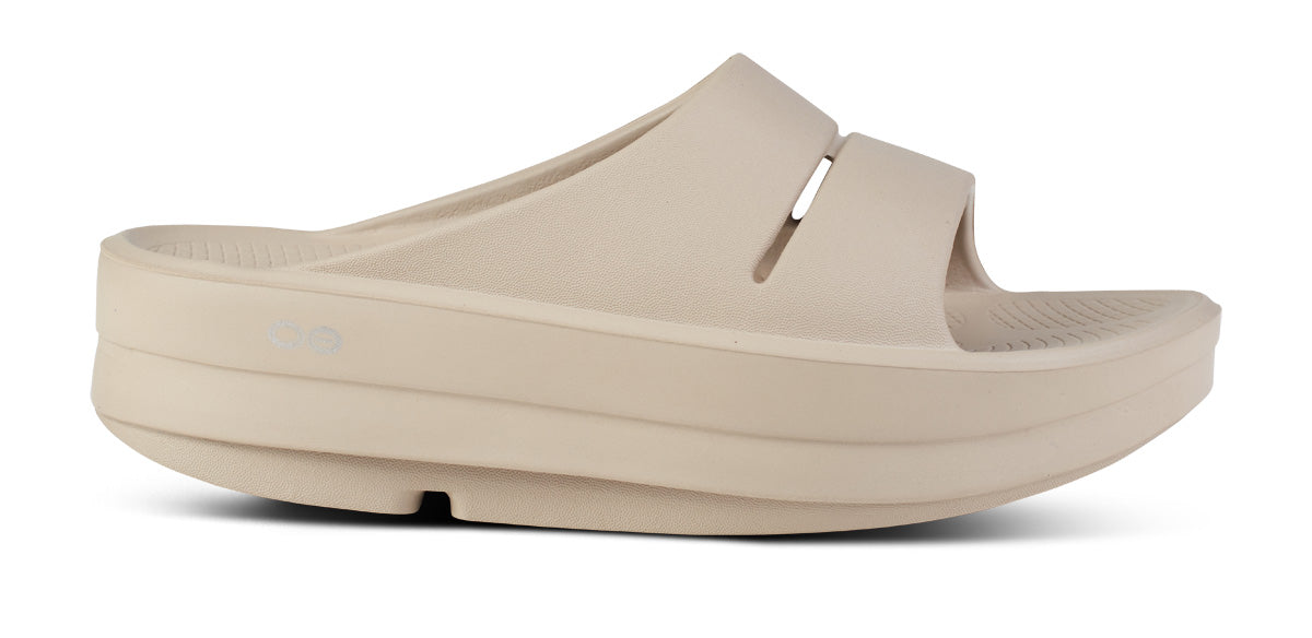 ★新品 FREAK'S STORE OOFOS OOMEGA OOAHH 24 OOFOS Dames OOmega Recovery Slippers, Nomad – oofosbenelux.nl