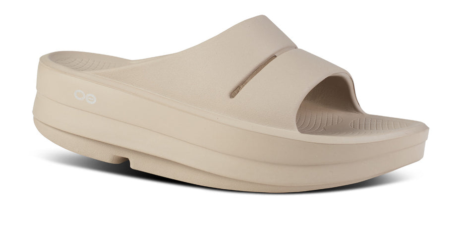 靴 OOFOS OOmega-Nomad- 23cm W6 EU 37 OOFOS Dames OOmega Recovery Slippers, Nomad – oofosbenelux.nl